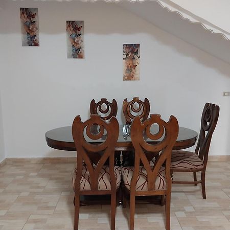 Jasmine Villa Gurdaka Kültér fotó